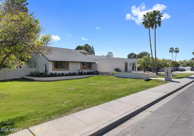 Photo 4 of Single family home for sale at 1821 E Lynwood St, Mesa, AZ 85203 | MLS# 7054216 | Listing updated on 2026-08-11