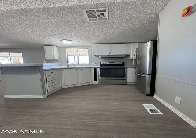 Photo 3 of Manufactured home for sale at 652 S Ellsworth Rd #170, Mesa, AZ 85208 | MLS# 7053319 | Listing updated on 2026-08-11