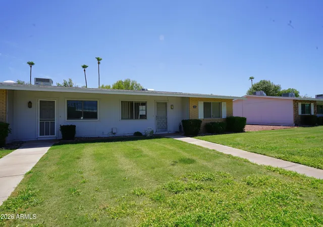 2nd image of 10863 W Thunderbird Blvd, Sun City, AZ 85351 | MLS# 7055920