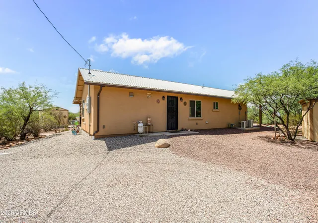 Photo 3 of Single family home for sale at 1838 E Hootin Holler Trl, Huachuca City, AZ 85616 | MLS# 7055373 | Listing updated on 2026-08-11