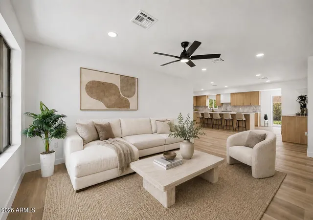 Photo 3 of Single family home for sale at 3440 E Sunnyside Dr, Phoenix, AZ 85028 | MLS# 7053774 | Listing updated on 2026-09-11