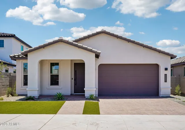 Photo 1 of Sale Pending at 7951 W Loma Ln, Peoria, AZ 85345 | MLS# 7053635 | Listing updated on 2026-10-21