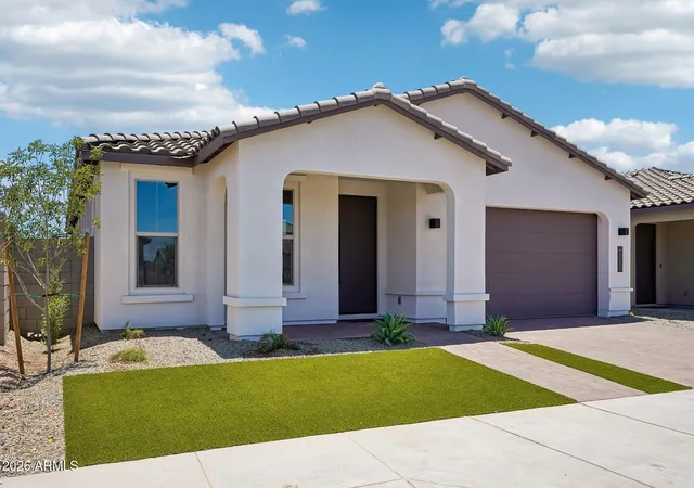 Photo 1 of Sale Pending at 7951 W Loma Ln, Peoria, AZ 85345 | MLS# 7053635 | Listing updated on 2026-10-21