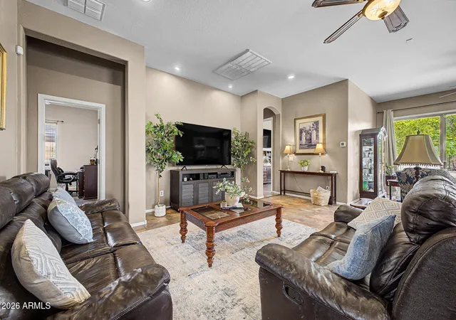 2nd image of 8602 W Helen Ln, Glendale, AZ 85305 | MLS# 7066315
