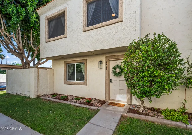 Photo 3 of Townhouse for sale at 7901 E Keim Dr, Scottsdale, AZ 85250 | MLS# 7055759 | Listing updated on 2026-09-14