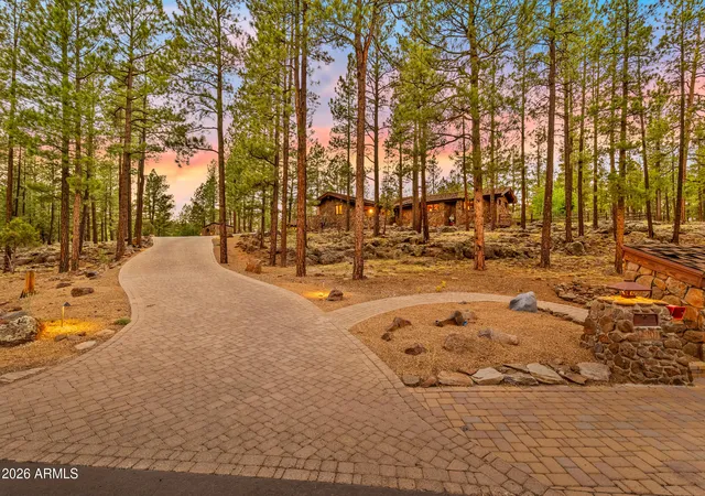 2nd image of 2901 N Creekside Dr, Flagstaff, AZ 86001 | MLS# 7053562