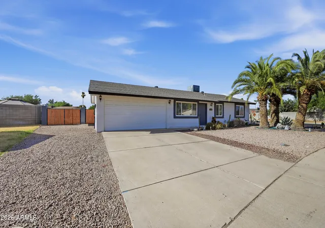 Photo 3 of Single family home for sale at 2566 E Villa Rita Dr, Phoenix, AZ 85032 | MLS# 7054775 | Listing updated on 2026-09-14