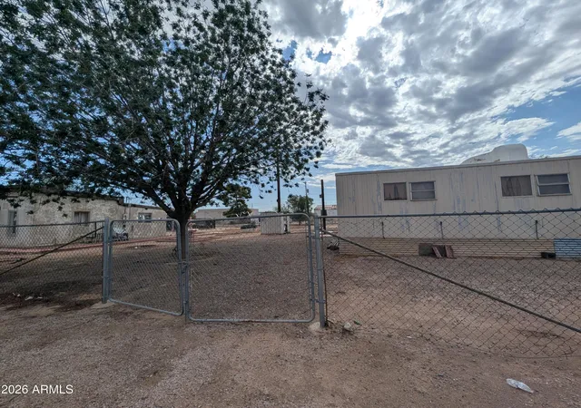 3rd image of 477 N King St, Florence, AZ 85132 | MLS# 7054153