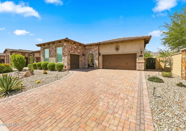 Photo 4 of Sale Pending at 12196 E Clinton St, Scottsdale, AZ 85259 | MLS# 7063973 | Listing updated on 2026-08-25