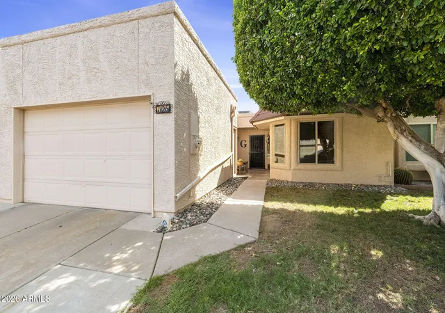 Photo 3 of Single family home for sale at 725 S Arrowwood Way, Mesa, AZ 85208 | MLS# 7059503 | Listing updated on 2026-09-13