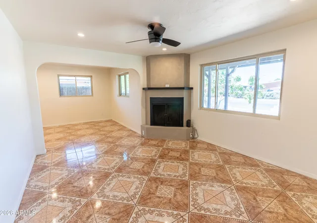 Photo 4 of Single family home for sale at 8815 N 31st Avenue, Phoenix, AZ 85051 | MLS# 7053598 | Listing updated on 2026-09-11