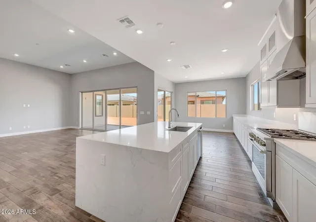 Photo 3 of Single family home for sale at 698 W Ridge Rd, Apache Junction, AZ 85120 | MLS# 7053608 | Listing updated on 2026-10-08