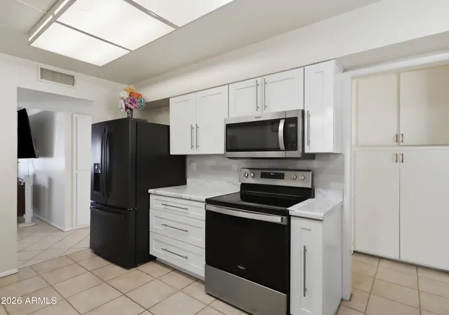 4th image of 10919 W Connecticut Ave, Sun City, AZ 85351 | MLS# 7070538