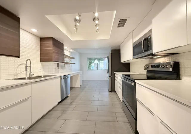Photo 3 of Townhouse for sale at 312 W Laguna Dr, Tempe, AZ 85282 | MLS# 7055156 | Listing updated on 2026-09-08