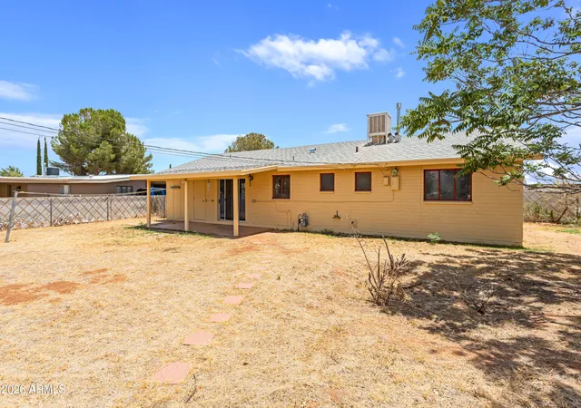 5th image of 109 E Freihage Dr, Sierra Vista, AZ 85635 | MLS# 7054997