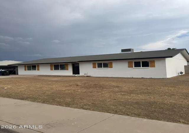 Photo 2 of Single family home for sale at 37 W Rawhide Ave, Gilbert, AZ 85233 | MLS# 7053733 | Listing updated on 2026-09-10