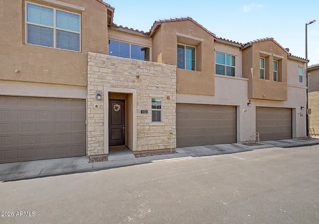 2nd image of 753 E Beauchamp Dr #102, Gilbert, AZ 85297 | MLS# 7053925