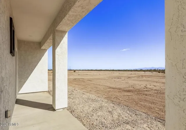 Homes for sale in Tonopah, AZ | 1559 S 391st Ave, Tonopah, AZ 85354 | MLS# 7053760