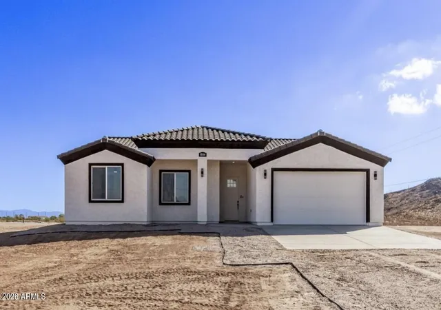 Homes for sale in Tonopah, AZ | 1559 S 391st Ave, Tonopah, AZ 85354 | MLS# 7053760