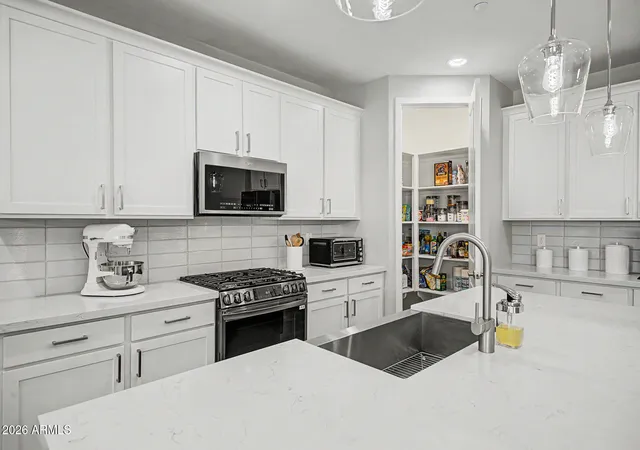 5th image of 13187 W Redstone Dr, Peoria, AZ 85383 | MLS# 7056001