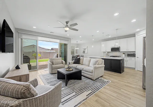 2nd image of 13187 W Redstone Dr, Peoria, AZ 85383 | MLS# 7056001