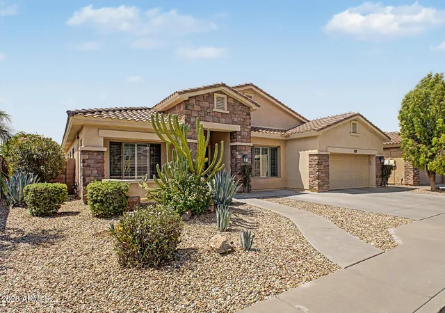 Photo 2 of Sale Pending at 2335 W Maya Way, Phoenix, AZ 85085 | MLS# 7054795 | Listing updated on 2026-09-12