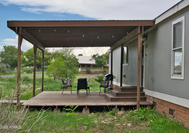 Photo 3 of Manufactured home for sale at 110 E 1st Street N, Saint Johns, AZ 85936 | MLS# 7053863 | Listing updated on 2026-10-05