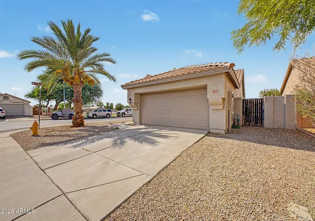 Photo 2 of Single family home for sale at 984 W Morelos St, Chandler, AZ 85225 | MLS# 7054141 | Listing updated on 2026-09-13