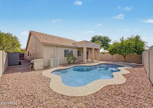 Photo 3 of Single family home for sale at 984 W Morelos St, Chandler, AZ 85225 | MLS# 7054141 | Listing updated on 2026-09-13