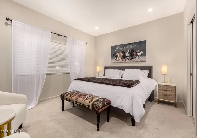 Listing Photo 4 - Condo for sale in building located at 15050 N Thompson Peak Pkwy, Scottsdale, AZ 85260 - Unit #1035