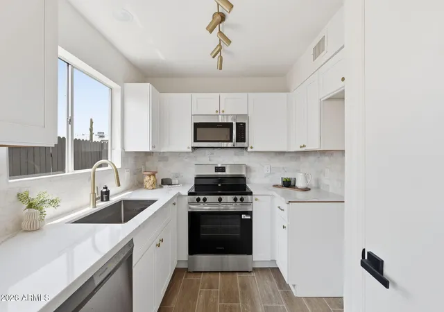 Photo 2 of Single family home for sale at 19220 N 14th Street, Phoenix, AZ 85024 | MLS# 7055611 | Listing updated on 2026-09-04