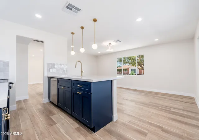 Photo 3 of Sale Pending at 3830 W Claremont St, Phoenix, AZ 85019 | MLS# 7055951 | Listing updated on 2026-09-17