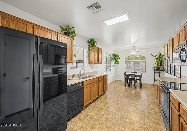 4th image of 375 E Leslie Ave, San Tan Valley, AZ 85140 | MLS# 7055975