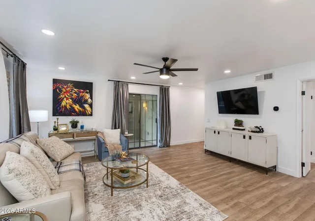 1st image of 5209 N 24th St #104, Phoenix, AZ 85016 | MLS# 7056287