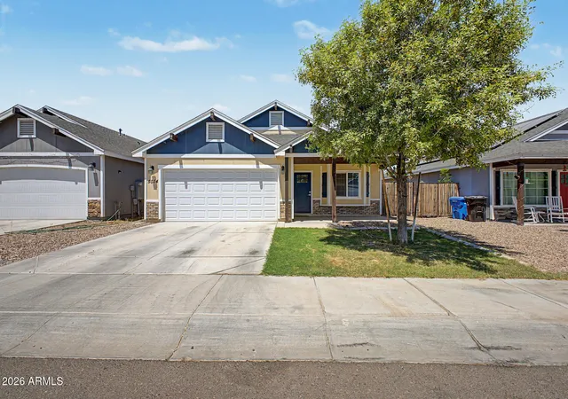 Photo 2 of Sale Pending at 5034 S 11th Place, Phoenix, AZ 85040 | MLS# 7054203 | Listing updated on 2026-09-02