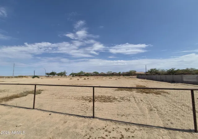 Photo 2 of Land for sale at Npwxxx W Northern Lights Way #-/-/-, Buckeye, AZ 85326 | MLS# 7054496 | Listing updated on 2026-07-15