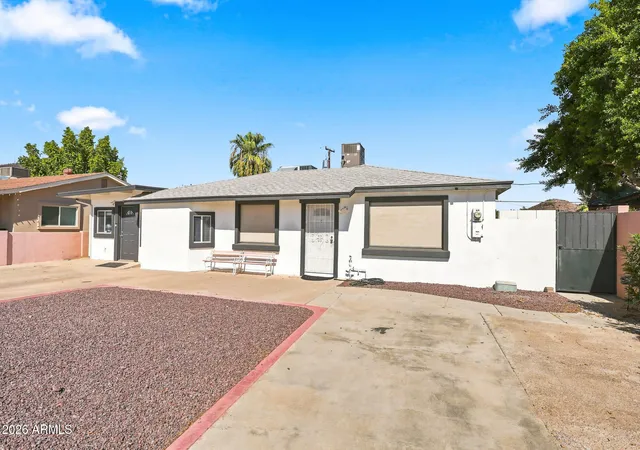 Photo 2 of Single family home for sale at 10223 N 17th Dr, Phoenix, AZ 85021 | MLS# 7071571 | Listing updated on 2026-09-22