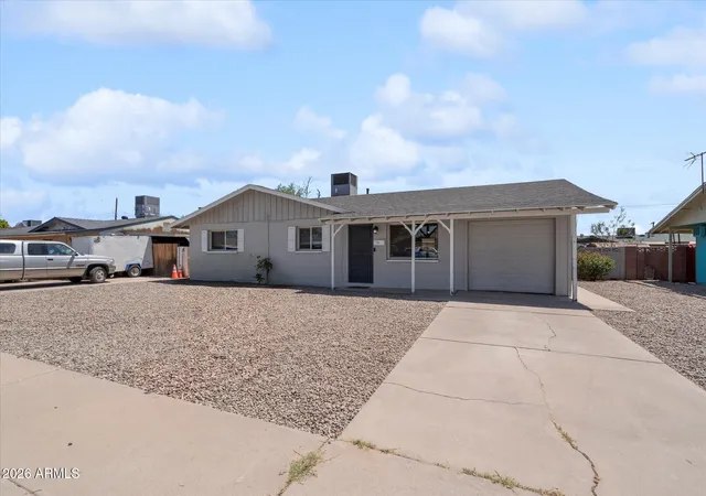 2nd image of 3631 W Denton Ln, Phoenix, AZ 85019 | MLS# 7062385