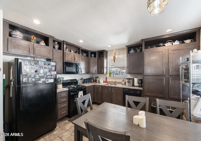 Photo 2 of Manufactured home for sale at 7807 E Main St #H-25, Mesa, AZ 85207 | MLS# 7055845 | Listing updated on 2026-09-06