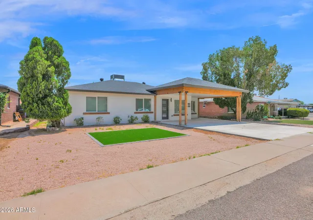 Photo 3 of Single family home for sale at 2507 E Devonshire Ave, Phoenix, AZ 85016 | MLS# 7056720 | Listing updated on 2026-10-09