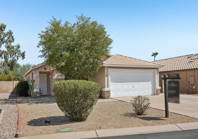 Photo 3 of Single family home for sale at 15984 W Smokey Dr, Surprise, AZ 85374 | MLS# 7059758 | Listing updated on 2026-08-29