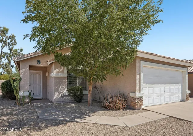 Photo 4 of Single family home for sale at 15984 W Smokey Dr, Surprise, AZ 85374 | MLS# 7059758 | Listing updated on 2026-08-29