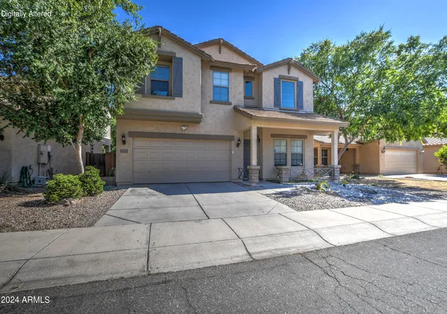 Photo 2 of Single family home for sale at 2015 W Davis Rd, Phoenix, AZ 85023 | MLS# 7054176 | Listing updated on 2026-09-21