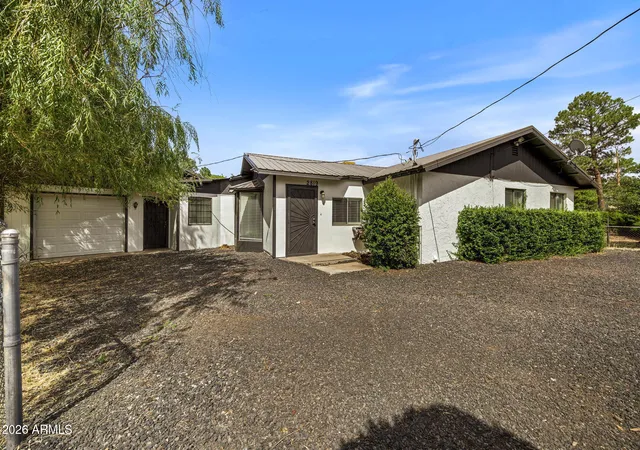 Photo 3 of Single family home for sale at 2819 Pine Hl Dr, Overgaard, AZ 85933 | MLS# 7054455 | Listing updated on 2026-09-03