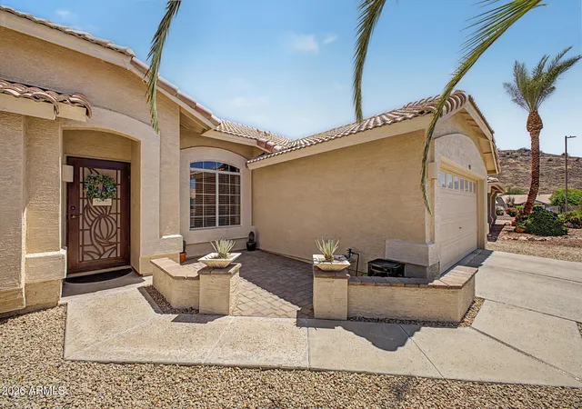 Photo 3 of Single family home for sale at 5975 W Alameda Rd, Glendale, AZ 85310 | MLS# 7054711 | Listing updated on 2026-10-14