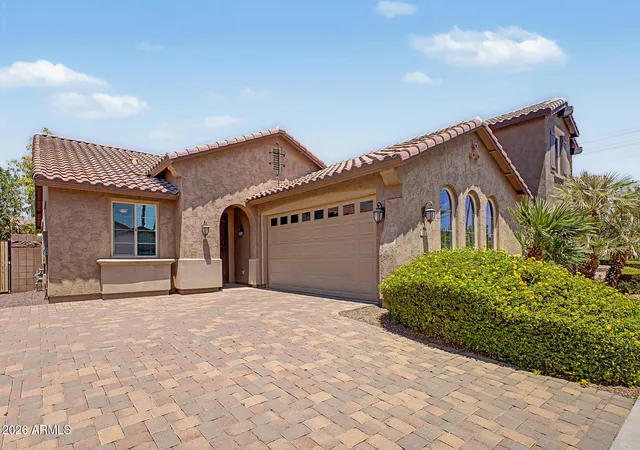 Photo 2 of Single family home for sale at 272 E Glacier Dr, Chandler, AZ 85249 | MLS# 7055126 | Listing updated on 2026-08-11