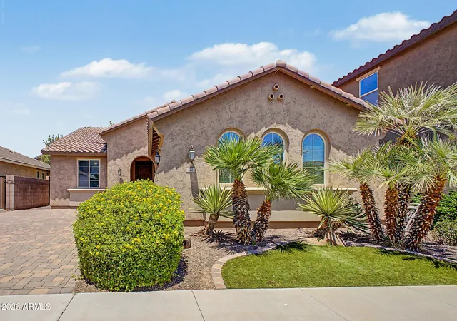 Photo 4 of Single family home for sale at 272 E Glacier Dr, Chandler, AZ 85249 | MLS# 7055126 | Listing updated on 2026-08-11
