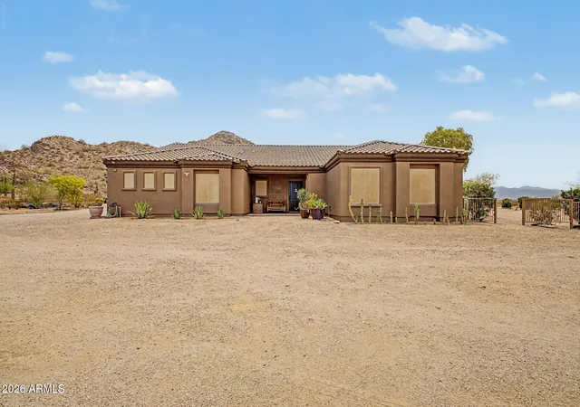 Photo 3 of Single family home for sale at 47028 W Butte Rd, Maricopa, AZ 85139 | MLS# 7057824 | Listing updated on 2026-08-12