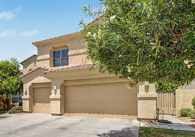 Photo 2 of Single family home for sale at 4420 S Oleander Dr, Chandler, AZ 85248 | MLS# 7056596 | Listing updated on 2026-09-18
