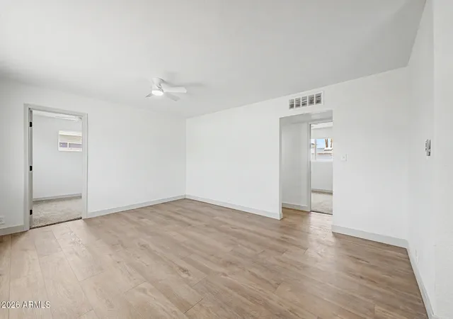 5th image of 3152 N 24Th Dr, Phoenix, AZ 85015 | MLS# 7054376
